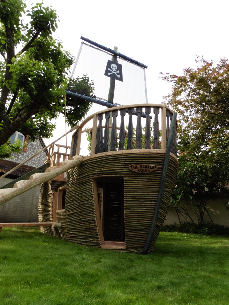 Below The Scarlet Squid Willow Clad Wood Play Pirate Ship