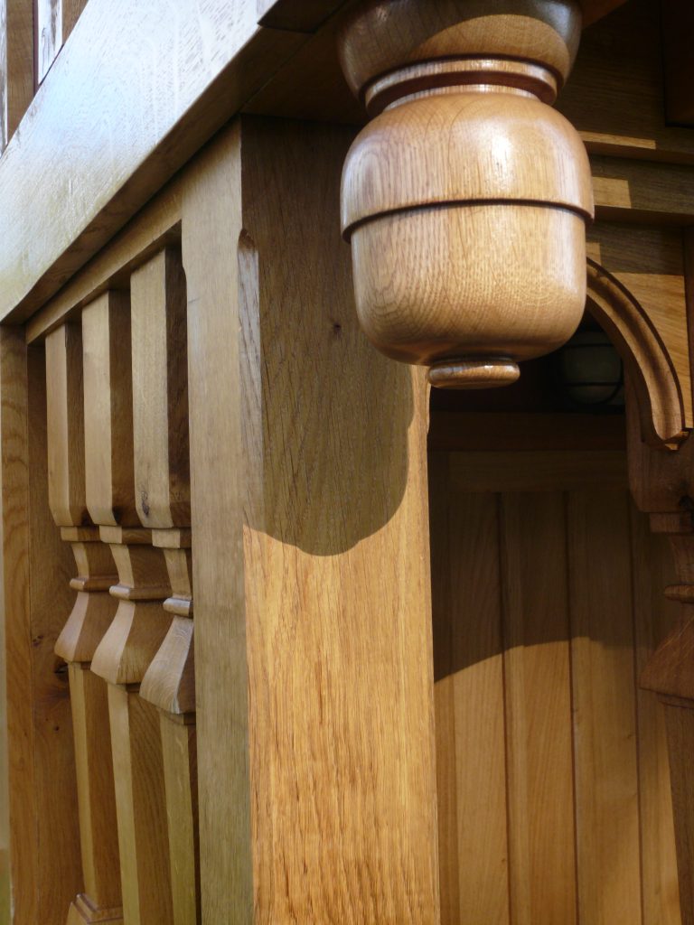 Detailing Little Lodge Childrens Playhouse Wendy House Miniature Replica